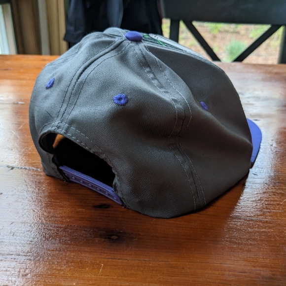 DC Comics Officially licenced Batman Joker baseball cap - Picture 2 of 4